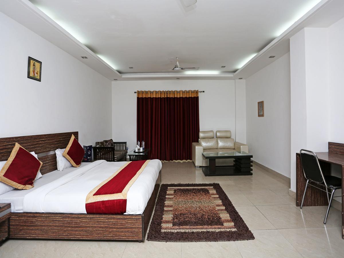 Oyo 10257 Hotel Lotus Park Gurgáon Kültér fotó