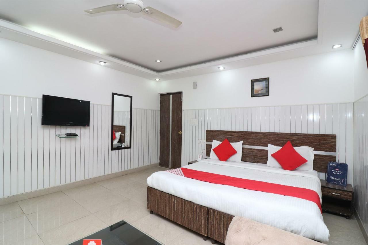 Oyo 10257 Hotel Lotus Park Gurgáon Kültér fotó