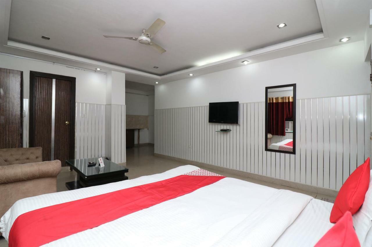 Oyo 10257 Hotel Lotus Park Gurgáon Kültér fotó