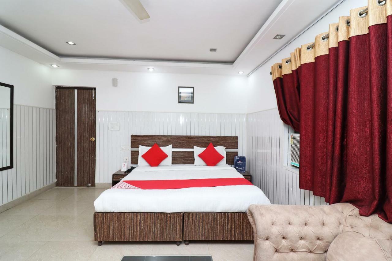 Oyo 10257 Hotel Lotus Park Gurgáon Kültér fotó